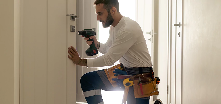 Mailbox Lock Installation Expert in Rio Linda, California